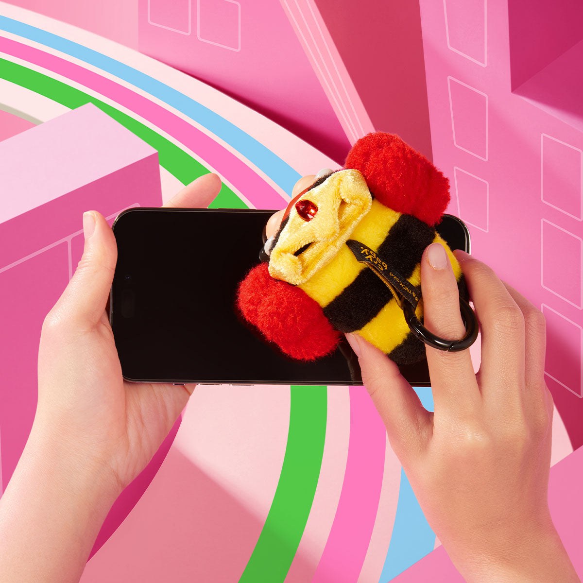 Pendentif peluche Crybaby × Les Supers Nanas – modèle 10