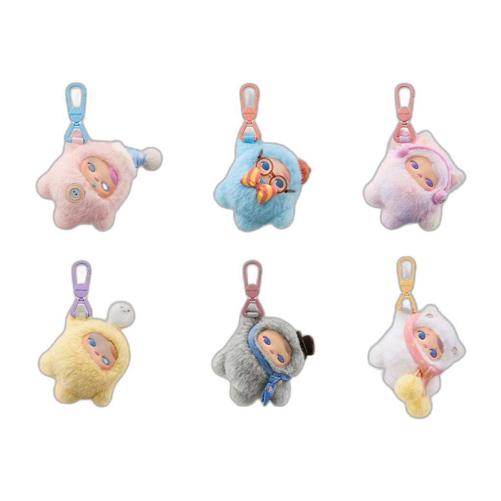 Packshot – les 6 pendentifs en peluche de la série Pucky Closed for Today