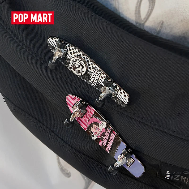 Pin's skateboard – Skullpanda Hypepanda Ido Trainee – vue 2 | BubuKawaii