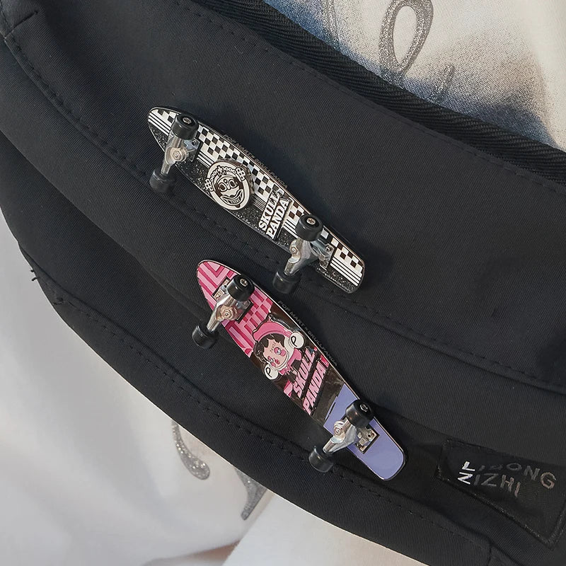 Pin's skateboard – Skullpanda Hypepanda Ido Trainee – vue 7 | BubuKawaii