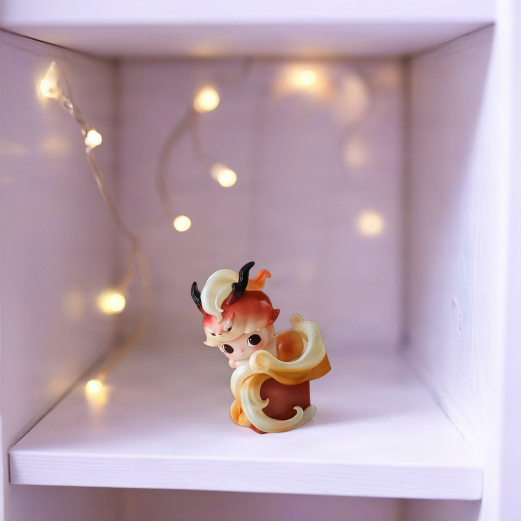 Mise en situation – POP MART DIMOO Stories in the Cup Series Blind Box Toys Kawaii Anime Action Figure Caixa Caja Surprise Mystery Box Dolls Girls