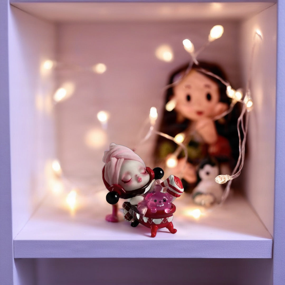Mise en situation – POP MART SKULLPANDA 'Tell Me What You Want' Series Blind Box - Cute Anime Figure Mystery Desktop Ornament Toy Doll