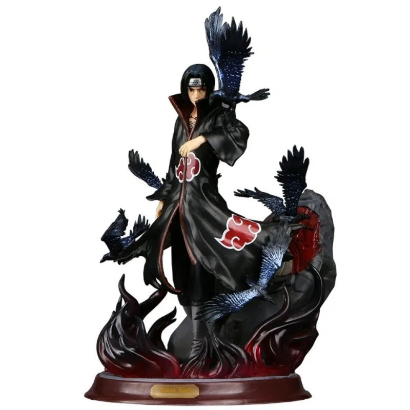 Statue Itachi Uchiha – 28 cm, corbeaux et flammes – vue 5 | BubuKawaii