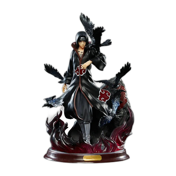 Packshot – statue d'Itachi Uchiha, corbeaux et flammes, 28 cm